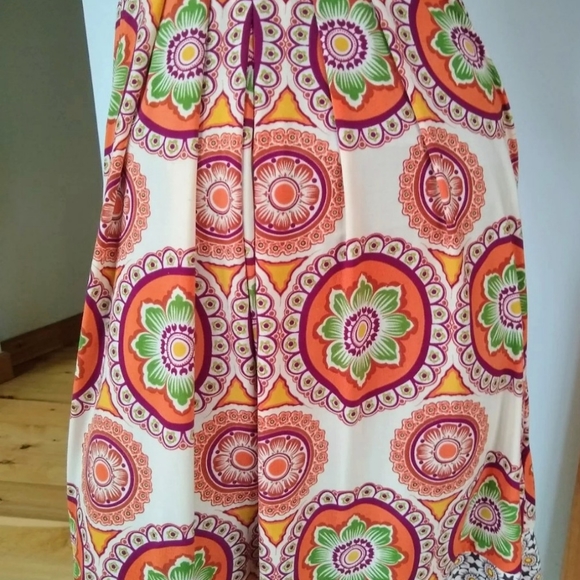 🏷SOLD. Eci. NY. Small. Colorful flora.  I ❤️ Bundles. - Picture 9 of 10